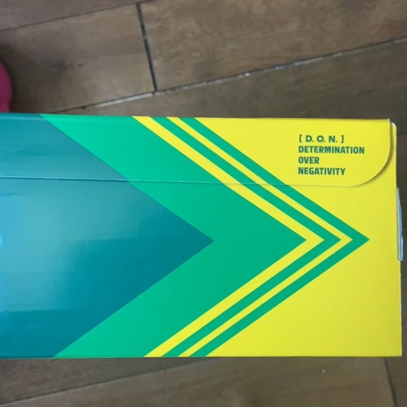 Adidas D.O.N issue #2 crayons kids shoes - Picture 6 of 11